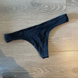 Victoria's Secret Thong Bikini Bottom Medium